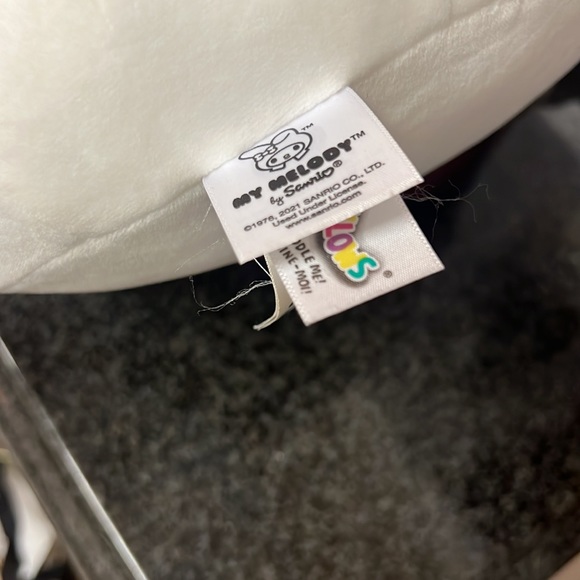 My Melody Squish mallows 🤍 12 inch - Picture 3 of 4